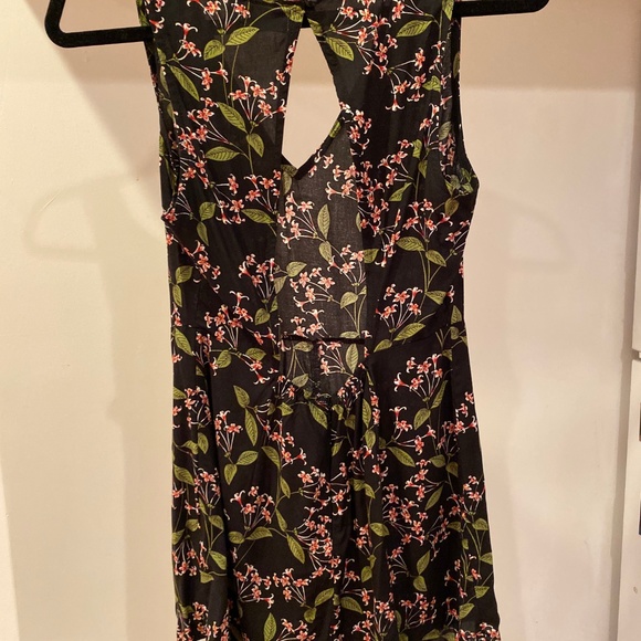 ROMPER - Picture 3 of 3